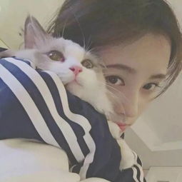 霸气时尚御姐女生头像女生气质简洁qq头像