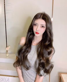 室内人像5月25日性感写真机车比基尼173性感女神网红琪琪欧美性感ins美式比基尼泳装机车主题闪灯创作活动来袭欧美车房场蜂鸟活动中心蜂鸟活动中心