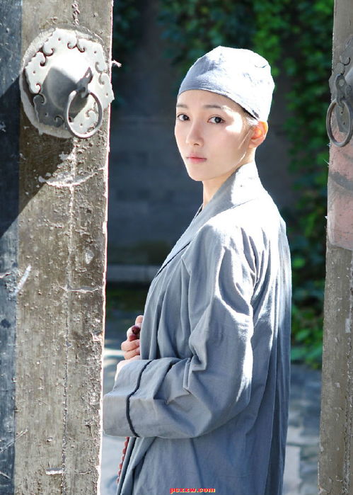 世上竟有如此绝美待你长发及腰,随我修行可好