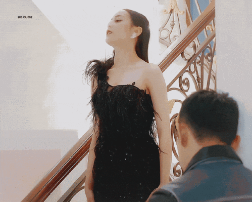 迪丽热巴黑长直造型合集可以是甜美少女也可以是霸气御姐