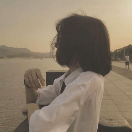 短发女生头像,心情是生活的新鲜剂