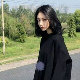 求这个网红是谁
