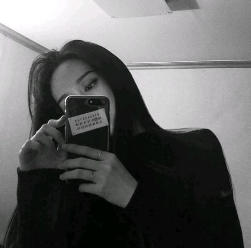 请问有这个图片的情头吗