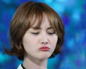5位女星的嘟嘟嘴,赵丽颖郑爽景甜宋祖儿迪丽热巴谁最可爱谁最萌