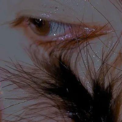 高冷霸气女生头像酷一点不需要莫名其妙的冷淡和过期不候的温暖