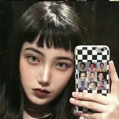 精选女头对镜自拍那些让你崩溃女生头像我要个性网