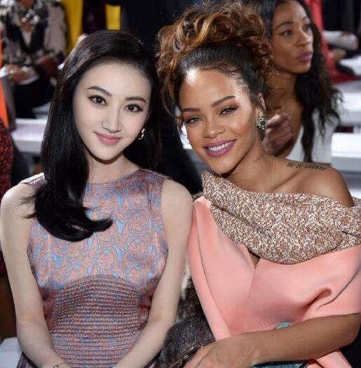 景甜不漂亮,但皮肤更白,但她真的能碾压很多女明星