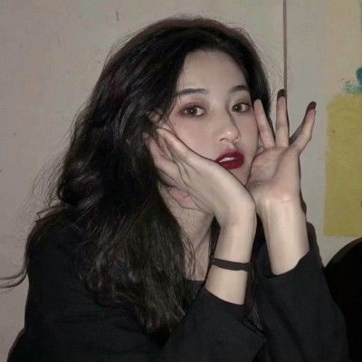 伤感女生经典图片