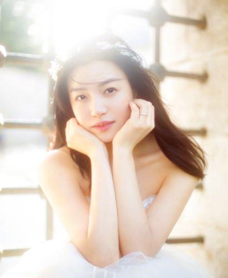 曾被嘲全剧最丑女主,如今37岁美成仙女,网友确实逆袭了
