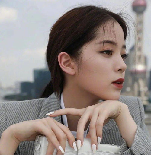 一问一答热巴欧阳娜娜,任嘉伦,傅菁,王大陆,谈莉娜,歪嘴女星品牌