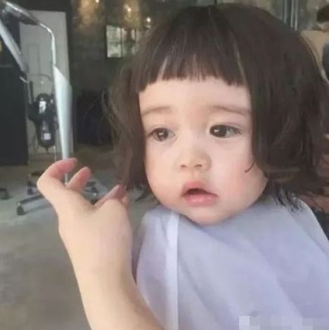 测试你更喜欢哪个女孩秒测你是越长越丑还是越长越美,贼准