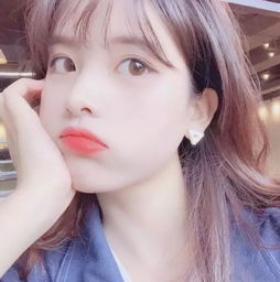 女生头像喜欢你是我做过最愚蠢的事