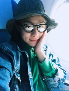 39岁奥运冠军刘璇全家近照,身材苗条如少女,教授老公帅气有才