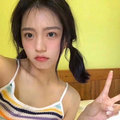 单纯得有点傻乎乎的女生,身上有这3个特征,渣女难以模仿