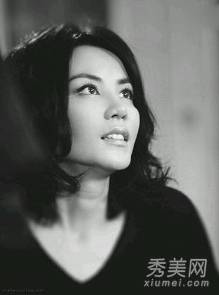 伊能静钟丽缇王菲霍思燕那英揭娱乐圈未婚先孕女星组图