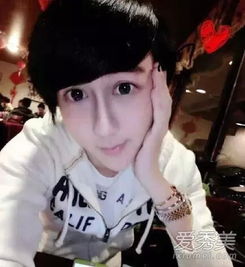 秒杀15岁整容女蛇精男走红网络