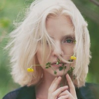 唯美带花的欧美女生qq个性头像别说你爱我多在乎我我不想听