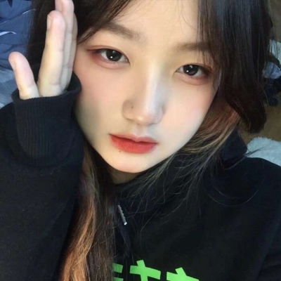 女生头像ins高级质感快手女生