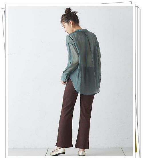 秋天怎么穿绿色的衣服15种搭配示范,适合轻熟女人