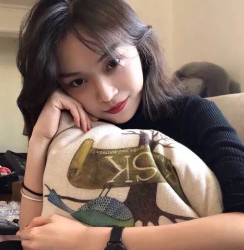 女生起床后,这3个行为会加速肥胖,难怪会有大象腿