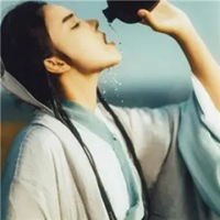 女人喝酒图片唯美图片一个女人喝酒伤感唯美图