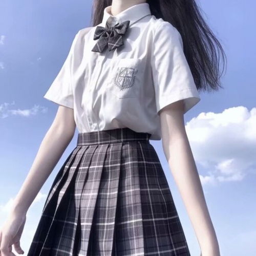 女生小肚子鼓鼓像怀孕不妨多吃这3物,轻松瘦出a4腰