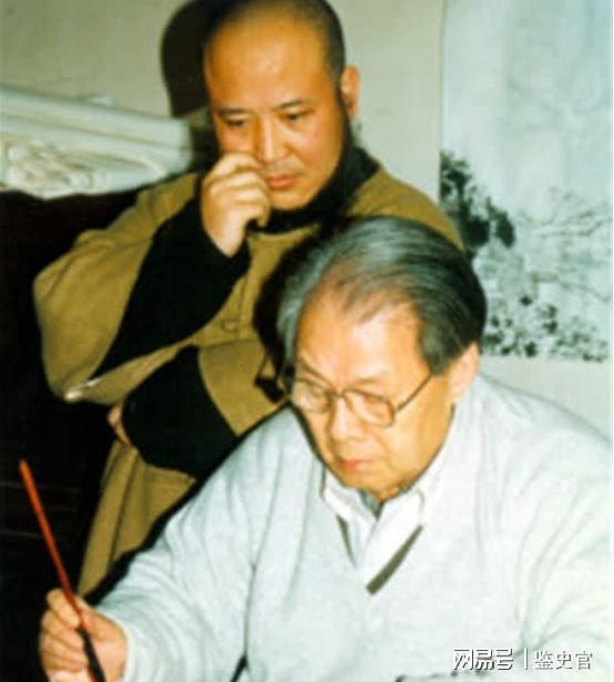 53岁画家杨彦娶21岁非洲女学生,老来得两子,为何后来选择出家
