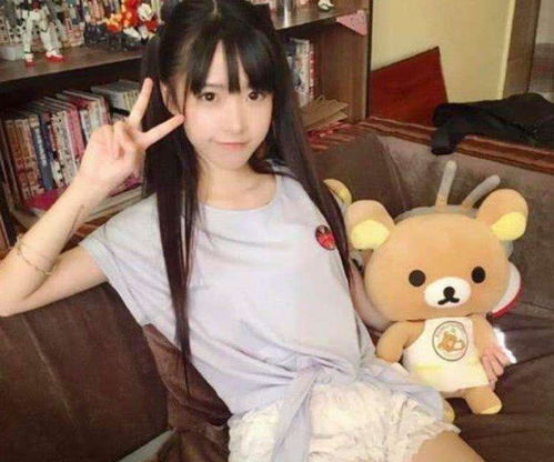 还记得剪刀手女孩吗14年前网友扬言娶她,如今长成这样