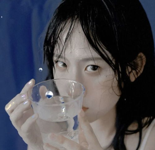 不露脸女生头像和温柔文案