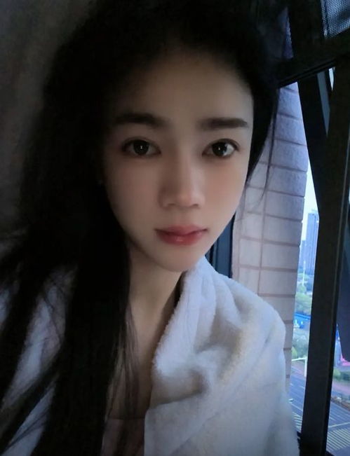 25岁抖音网红宣布变性,梦想成为高冷美女,模样让女生自叹不如