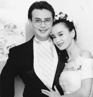 她是琼瑶御用女郎,拥有最跌宕的琼瑶剧人生,曾一手将范冰冰推向事业巅峰