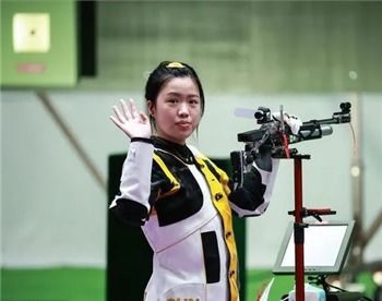 00后清华学霸杨倩夺奥运首金,竟是为了妈妈这句话