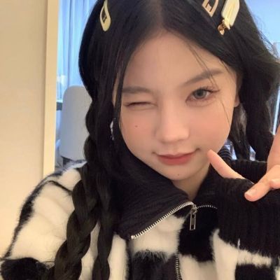 精选优质温柔小众好看女生头像11