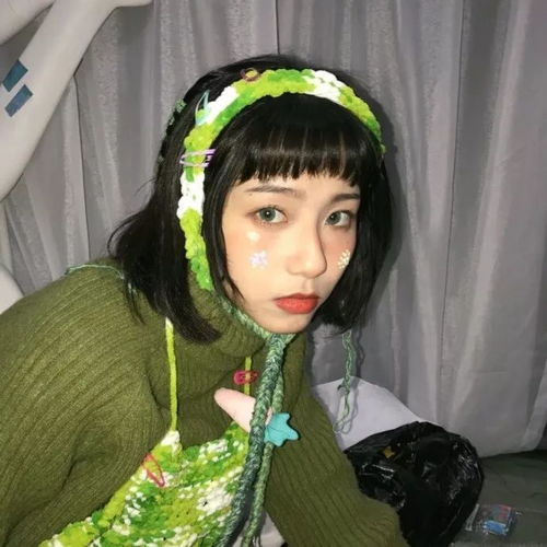 绿色美女头像图片美女酒店