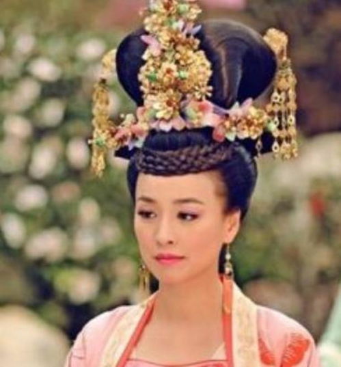 最后一个微商退场酒窝女神微商女王张庭注销多家公司