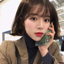 极其自律的为自己努力的短发女生微博头像