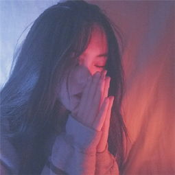 2018qq女生头像伤感要哭了的大方的笑偷偷的哭才迷人
