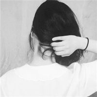 女生高冷黑白孤独头像一篇