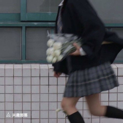 爱哪是神殿分明是十里扬州灯火不休