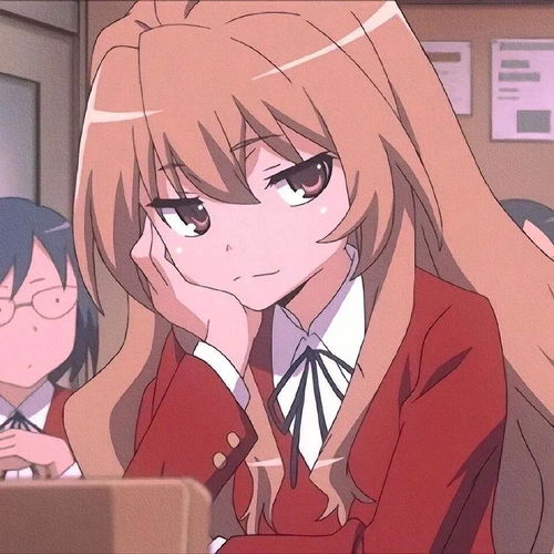 动漫女头新世纪温柔成熟知性的独立女青年.
