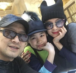 汪峰罕见晒照为女儿熙熙庆祝14岁生日,还不忘赞美章子怡高甜撒糖