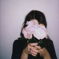 带花的女生头像越多越好