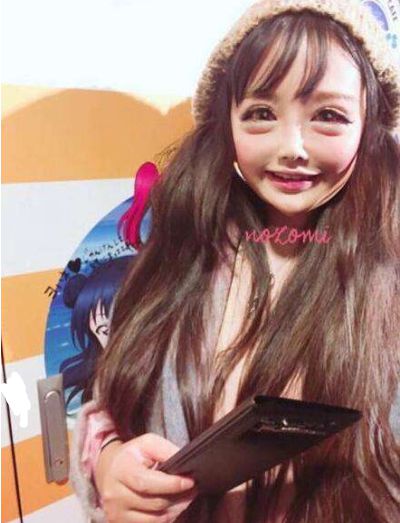 因迷上日本漫画,美女网红花百万整容,如今长相惨不忍睹