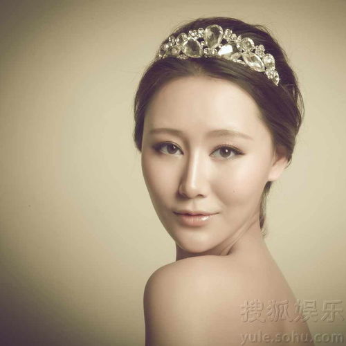 小宝与老财热播杜十五新角兼备妩媚与幽默