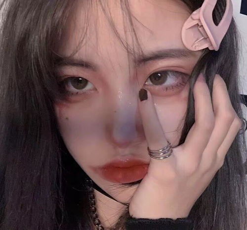 女生头像世界的善意是晚来的温柔和干净的你