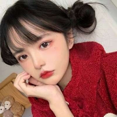 女生喜欢一个人时会有哪些表现呢
