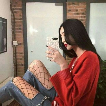 红色系妖娆女生微信头像2021最火爆,女生头像图片
