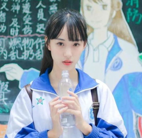 初中混混也不敢惹的4种学生,看上去好欺负,实际是大哥