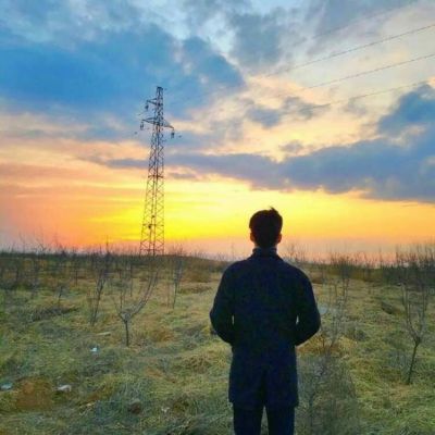个性好看的情侣背影头像一男一女2018能处就处不能处就别装