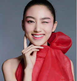 任达华14岁女儿太美了,身高180十足超模范儿,气场不输妈妈